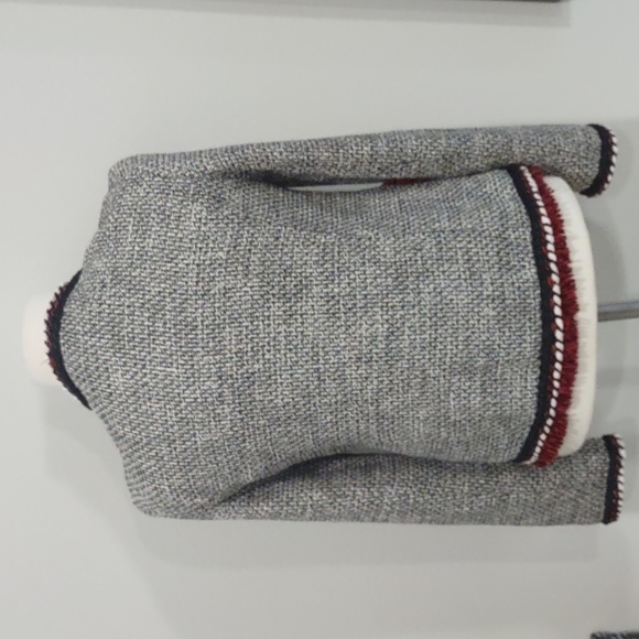 Zara Silver Tweed Blazer With Chenille Fringe Trim Size Medium EUC - Picture 4 of 16